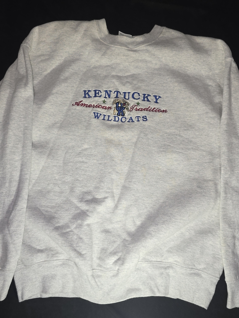 Kentucky Wildcats Light Gray Embroidered Crewneck